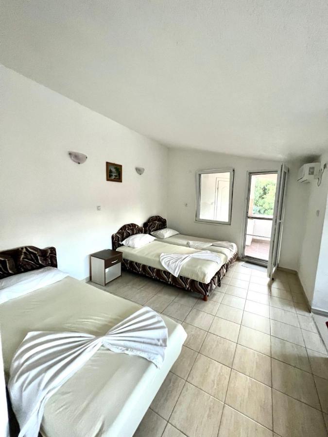 Apartments Vila Fata Улцинь Экстерьер фото