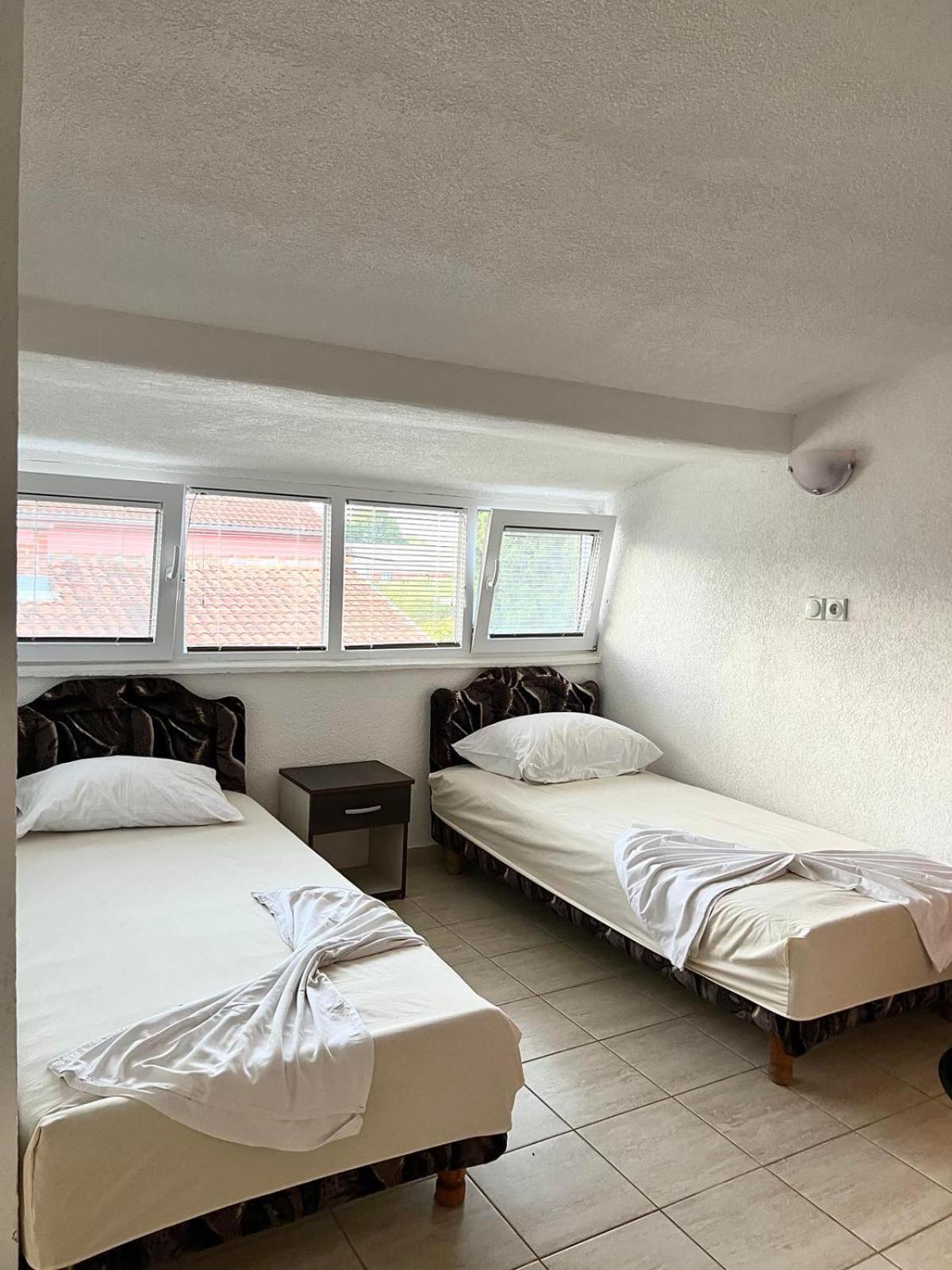 Apartments Vila Fata Улцинь Экстерьер фото